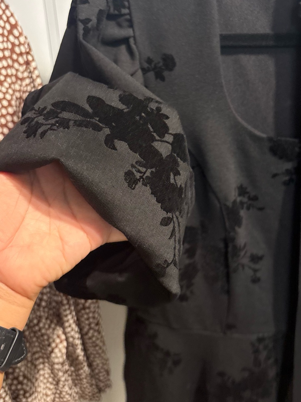 City Chic Black Flocked Floral Midi Dress - Picture 4 of 10